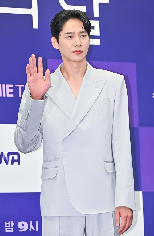 パク・ソンフン