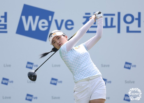 イ・ボミと並ぶ3冠へ…韓国女子ツアー年間MVP&賞金女王に輝いた2003年生まれの“超有望株”とは