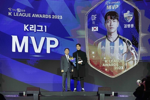 キム・ヨングォン