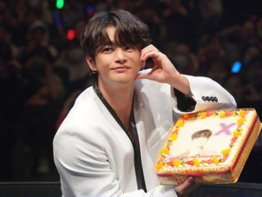 歌手兼俳優のソ・イングク、日本デビュー10周年記念の東京・大阪ファンコン大成功！