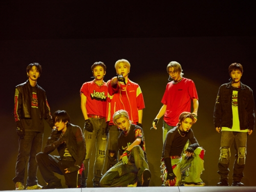 NCT 127、北米コンサートを大成功に収めた！現地ファンによる『Kick it』『Sticker』韓国語の大合唱