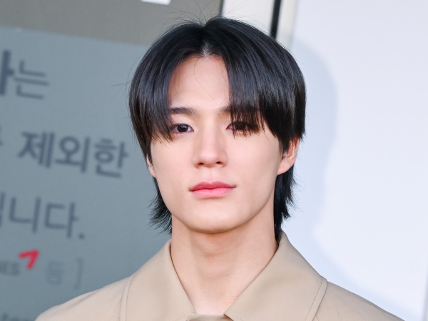 「イ・ジェノ沼」NCTジェノ、ハンサムオーラ放ちまくりのビジュアルに反響続々！【PHOTO】