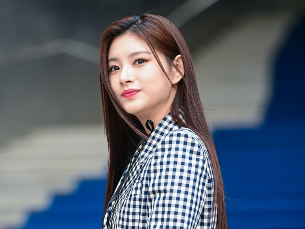 “韓国式の挨拶”をせず袋叩きにあった中国出身アイドル、約11カ月ぶりにメンバーと音楽番組に登場！