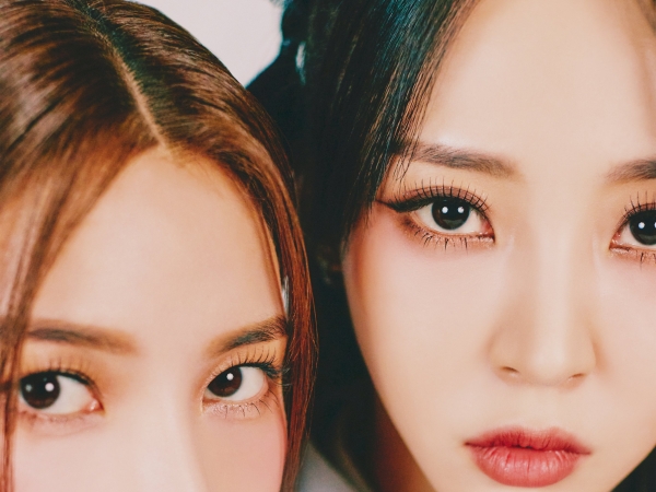 ソラ&ムンビョルの「MAMAMOO+」、赤と青の韓服で見せた“韓国の美”…カムバックは3月29日