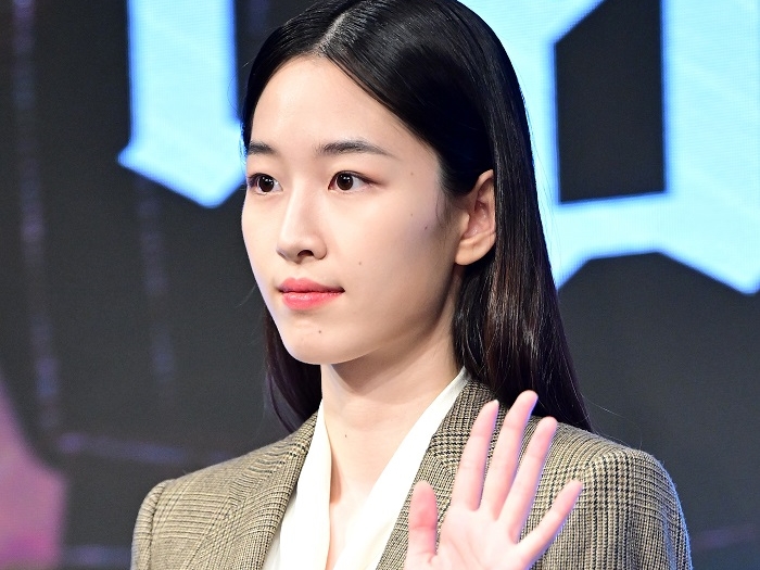ついに女性出演者が判明？『イカゲーム』シーズン2に“出演説”の韓国女優（23）、口を開くも慎重