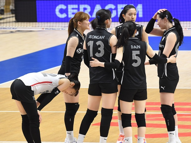 惨事続きの韓国バレーボール、今度は女子代表がベトナムに衝撃逆転負け…一体何が？【アジア大会】