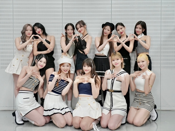 【写真】TWICE・MISAMOxNiziUの“豪華ツーショット”にファン大盛り上がり「需要しかない」