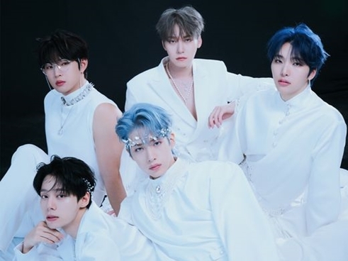 ONEUS、新ミニアルバムの注文数が30万枚超えを記録…カムバック前にキャリアハイ達成