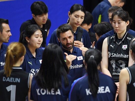 日本と対照的な韓国バレー…アジア大会メダルなしの“大惨事”で男女代表監督交代の大胆決断