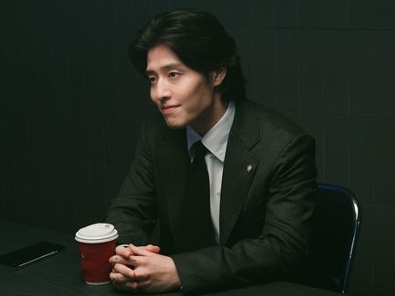 俳優カン・ハヌル、日本でも配信中のドラマ『誘拐の日』に特別出演が決定！「後輩のため…」