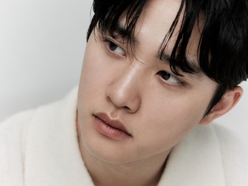 EXO出身ド・ギョンス（D.O.）、新事務所のプロフィール写真を