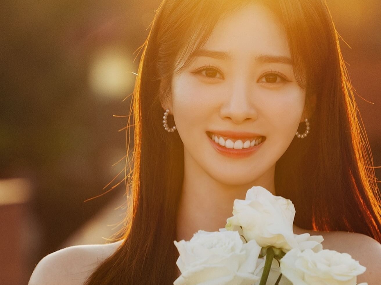 韓国MBCの人気女子アナ、電撃結婚を発表「来週結婚します」…モデル顔負けのウエディング写真も公開