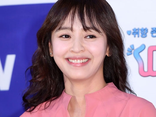 大々的に突然“離婚”を発表された韓国女優（47）、苦しい心境を告白「黙々と耐えなければ」