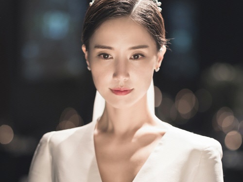 結婚5年目で妊娠を発表した女優コン・ヒョンジュ、お腹の子は“双子”だった！「子供2人の母親に」【全文】