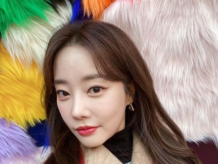 “KARAの妹分”RAINBOW出身コ・ウリ、新たな出発を報告…昨年10月に結婚で幸せ絶頂での決断