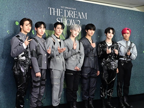 NCT DREAMのボディーガードが送検…空港で押しのけられた女性ファンが全治5週間の怪我