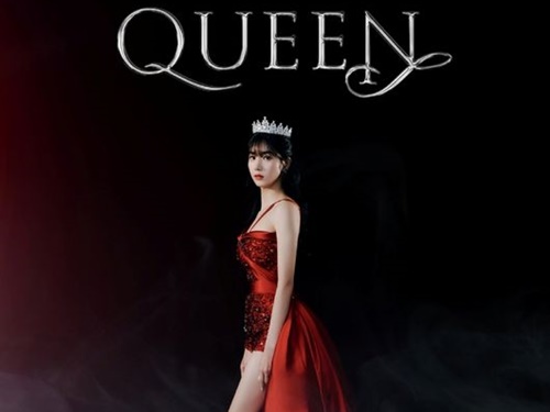 “最旬歌手”クォン・ウンビ、単独コンサート「QUEEN」のポスター公開…華麗なオーラで圧倒