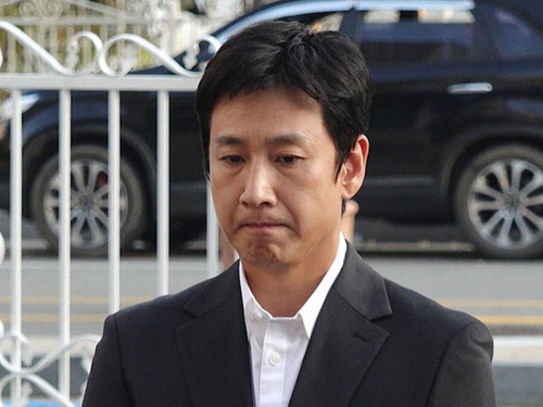 海外で故イ・ソンギュンさん集中報道「警察の圧迫と破壊的羞恥心の中で…」