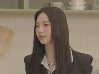 aespa・カリナ、韓国恋愛番組をショート動画に例える「芸能人同士で『乗り換え恋愛』したら…」