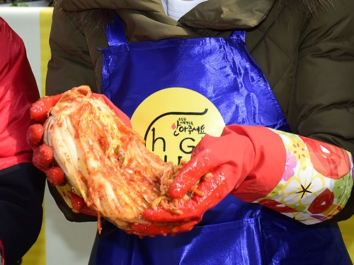 キムチケーキにキムチ黄金タルト、韓国でキムチのポップアップストア「キムチ・ブラスト・ソウル」開催
