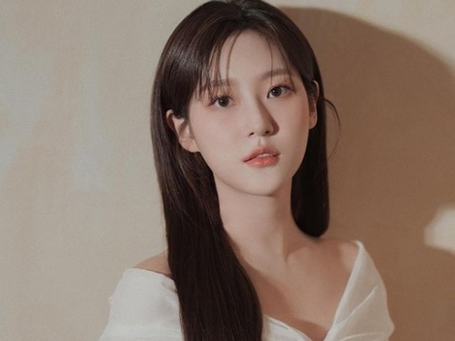 “泥酔運転事故”でキャリア崩壊の韓国女優（23）、1年7カ月ぶりにSNS更新…活動復帰を予告か