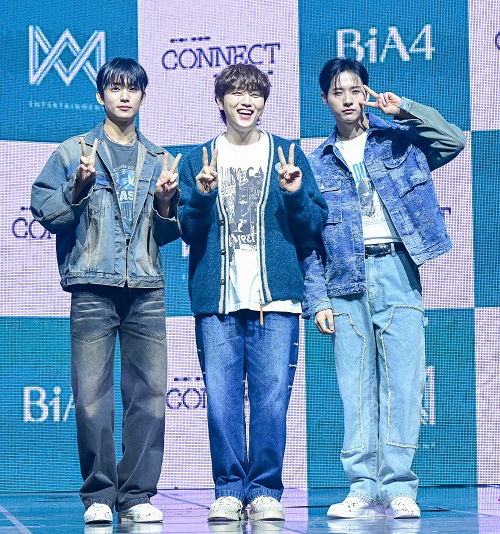 B1A4