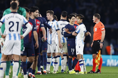 イ・ガンイン、久保建英