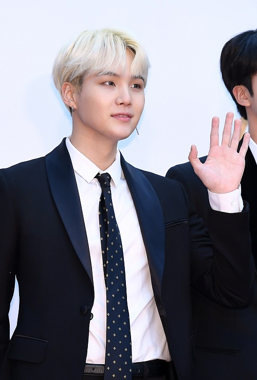 SUGA