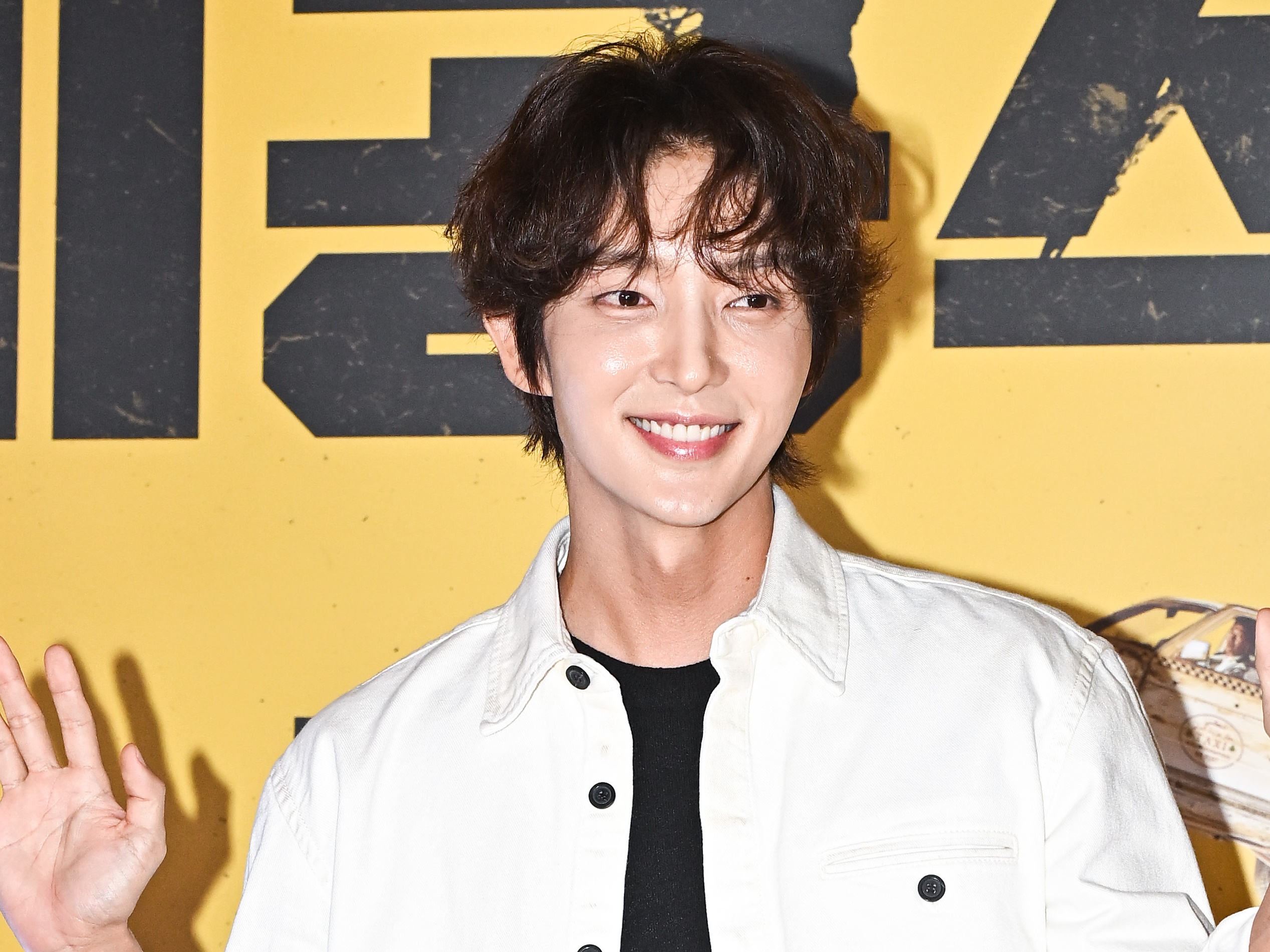 俳優イ・ジュンギ、日本ファンミーティングを成功裏に終了！210分間の感動ステージで深まったファンとの絆