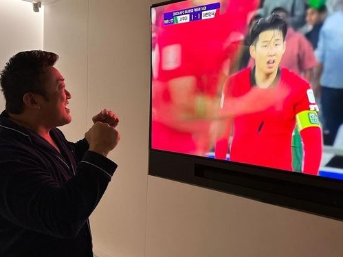 俳優マ・ドンソクには「テレビを破壊するかと思った」の声も…アジアカップを熱烈応援したスターたち