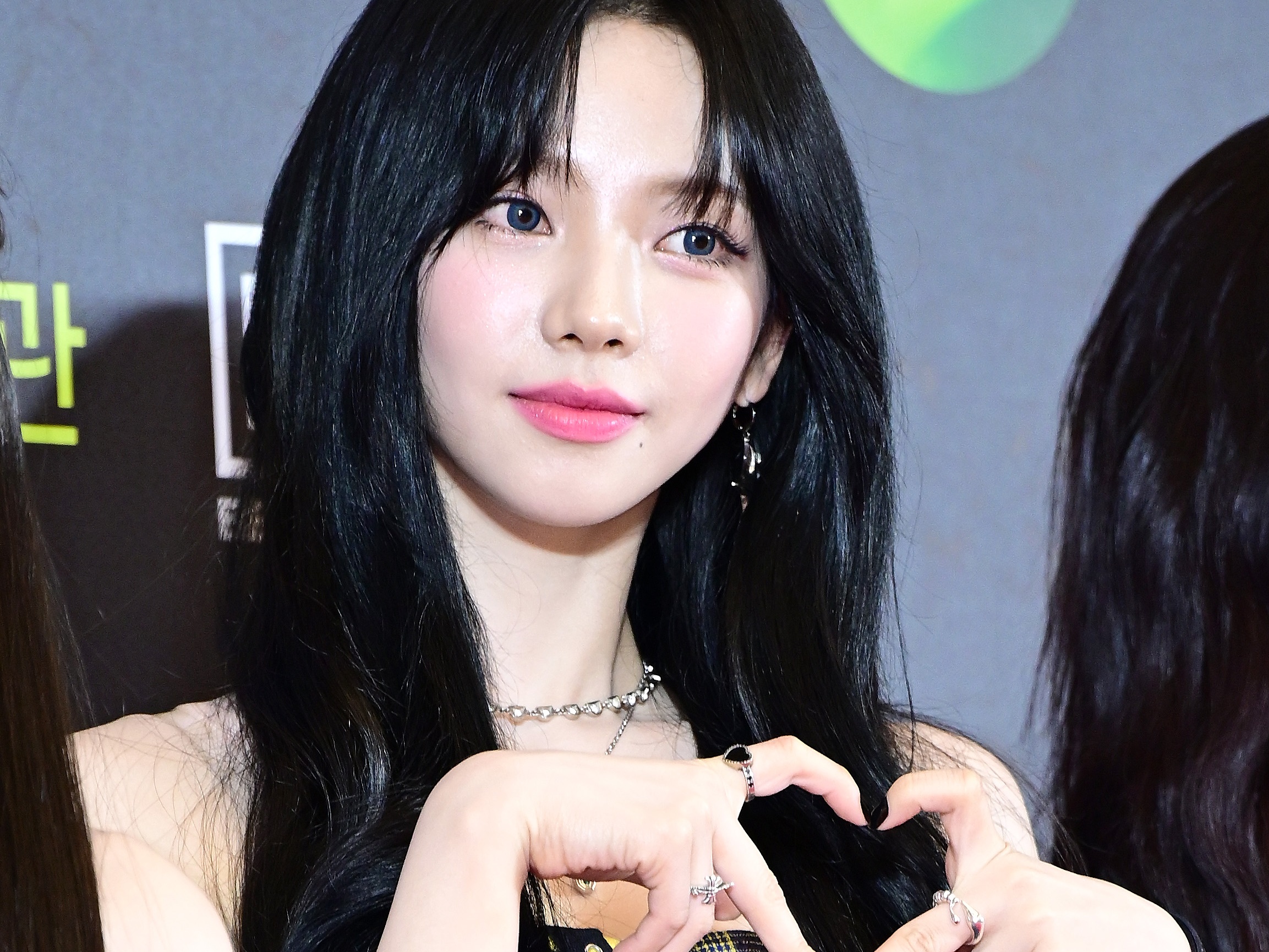 失恋を経て24歳の誕生日を迎えたaespa・カリナ、料理の腕前まで？自前の韓国料理に注目【PHOTO】