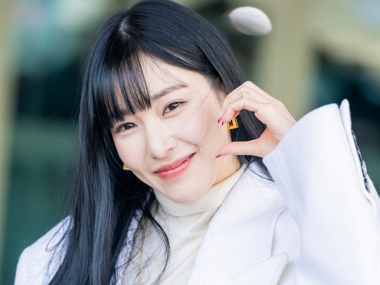 Z世代を魅了するビジュアル…TXT・ヨンジュン、メイクアップブランド