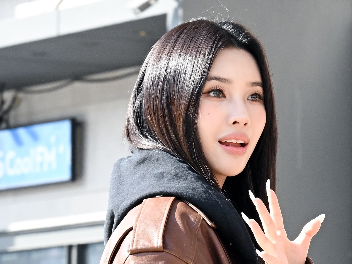 インスタ投稿はしても有料アプリを“更新しない”韓国アイドルに一部批判 (G)I-DLE・ソヨンに不満の声