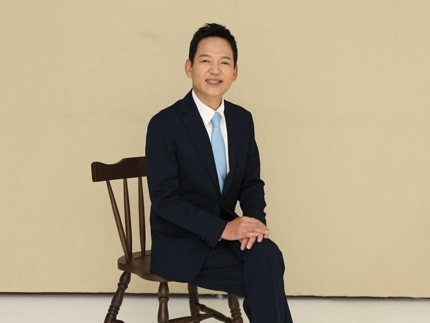 前妻と死別した韓国54歳男性歌手、5歳年下一般女性と再婚発表…“輸入車ディーラー転身”の異色経歴