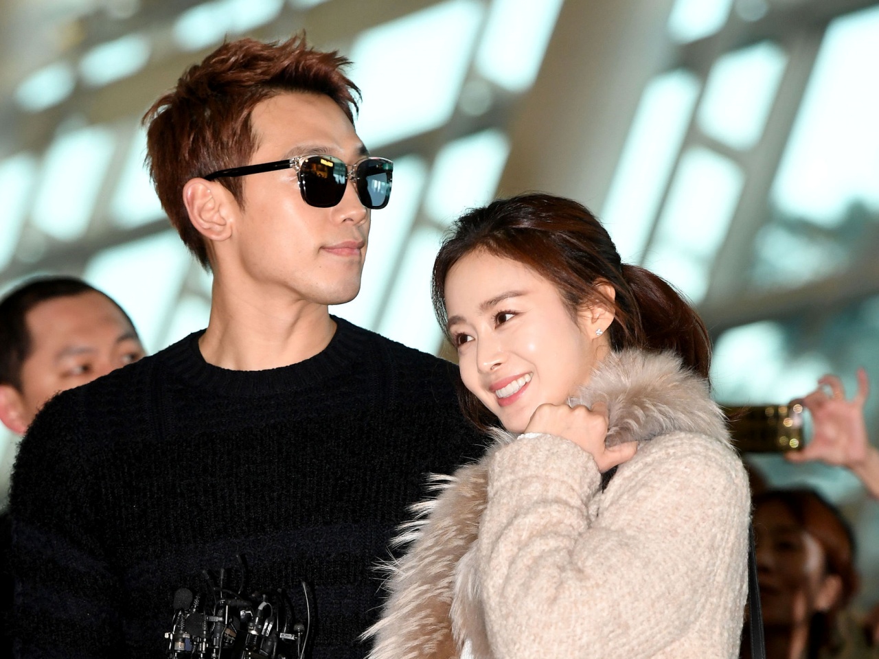 「私のタイプじゃない」と面と向かって振られ…“韓国で最も美しい女優”と男性歌手の結婚前のエピソード