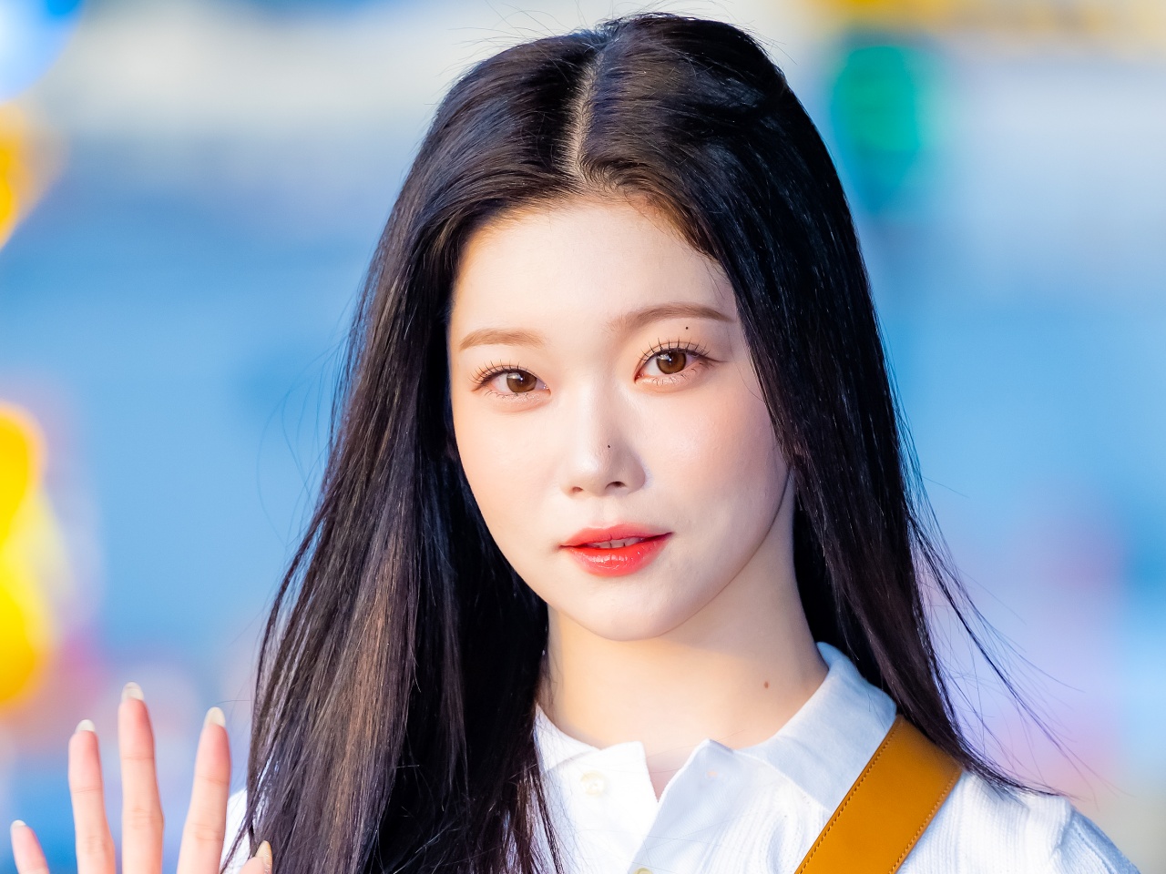 少女時代・テヨン、究極の“ギリギリ肌見せ”ルックに反響！ 「タダで見