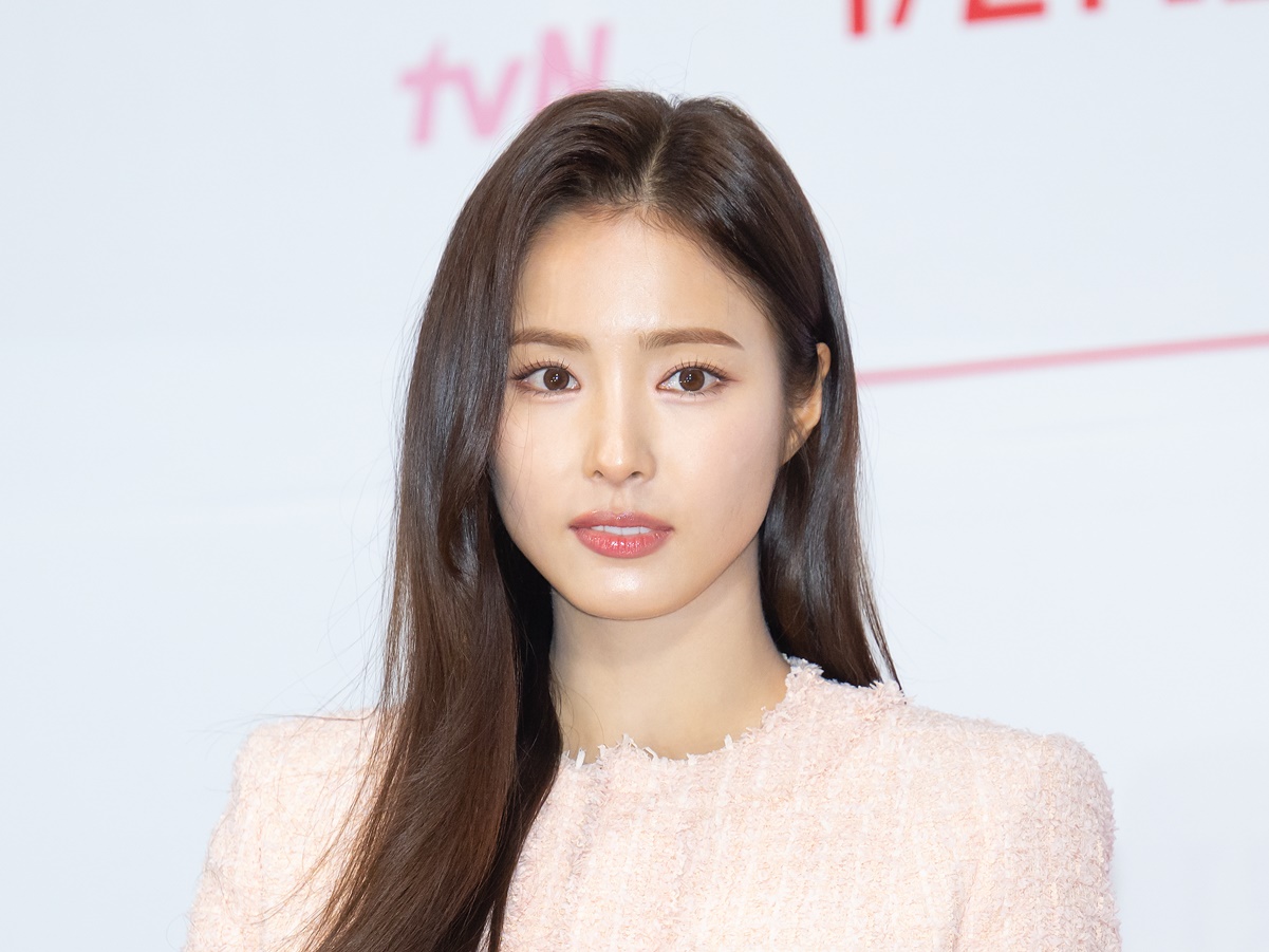 女優シン・セギョン、IUら在籍の現事務所と別れ…「7月4日付でマネジメント業務を終了」と正式発表