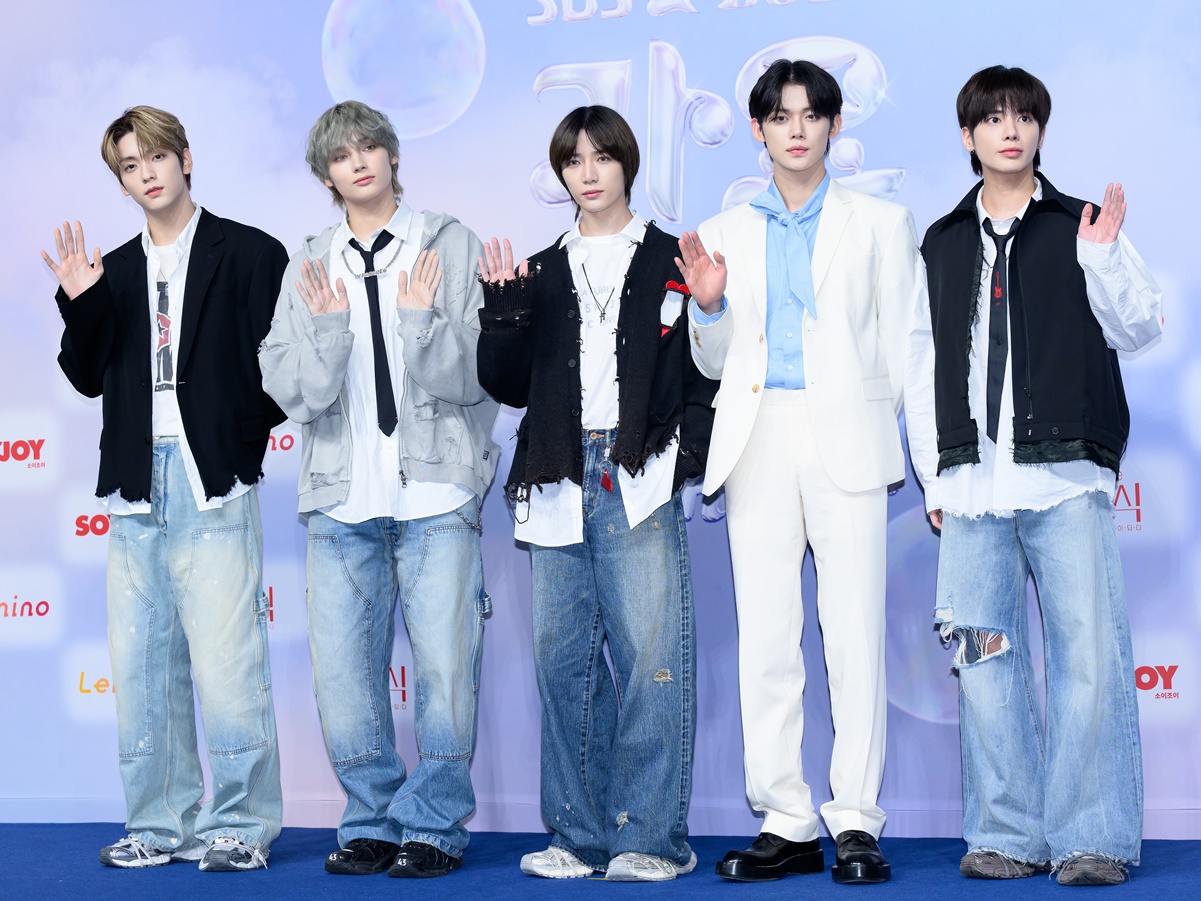 TXT、ファン500人と運動会を楽しむ「PLAY X TOGETHER 2024」開催！Weverseでライブ配信も