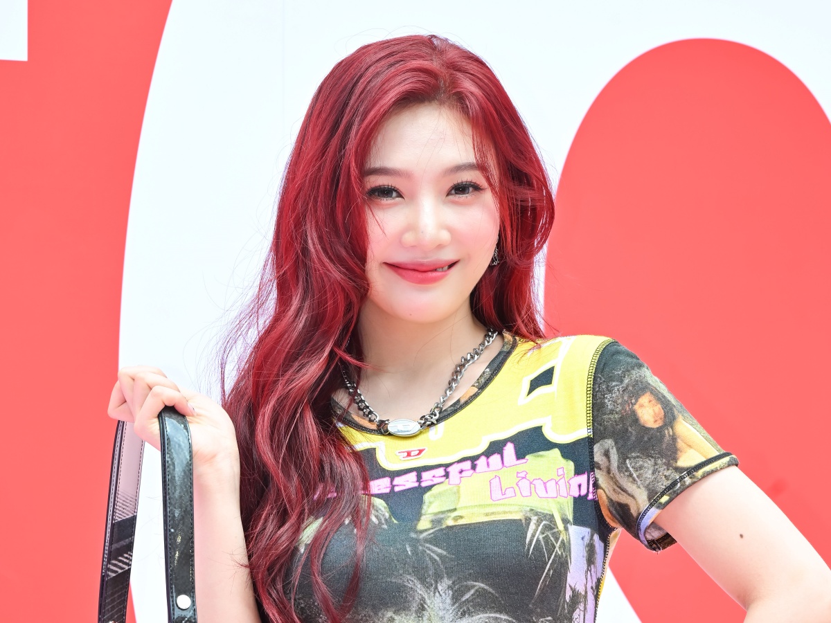 Red Velvet・ジョイがSMエンタとの再契約を発表「今後も良い方向へと、ともに進みたいと」