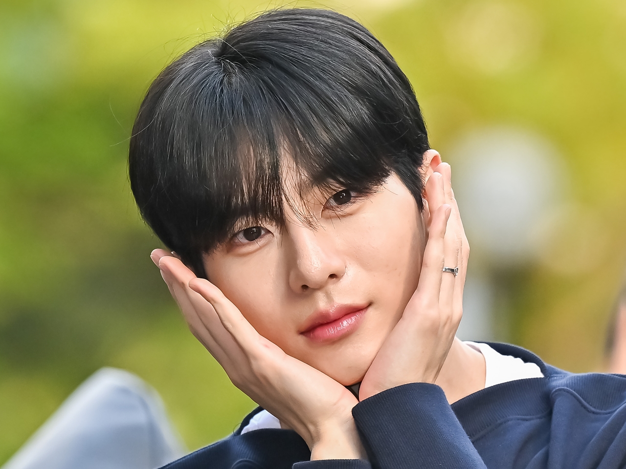 Golden Child脱退のチェ・ボミン、直筆の手紙でグループを離れる心境を