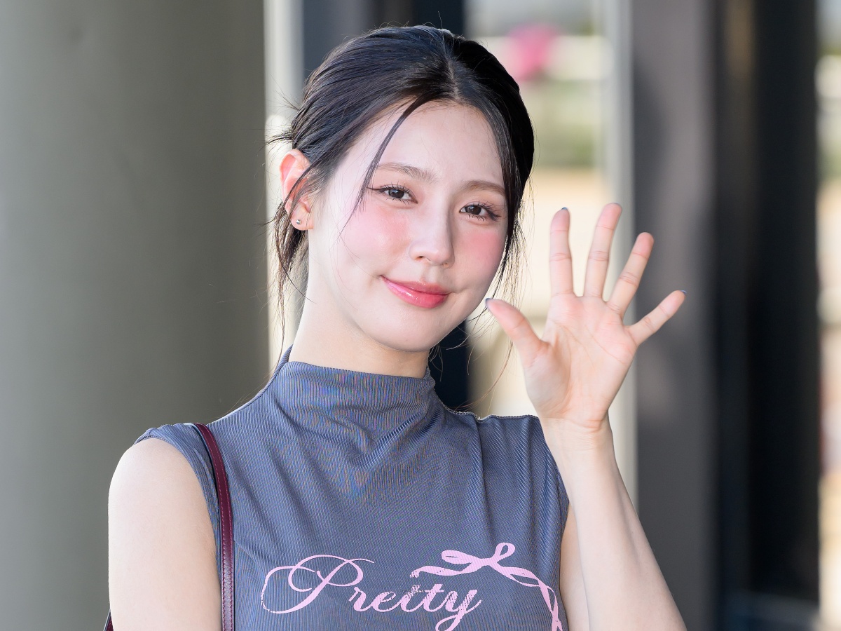 佐藤健が手掛けたMV出演で話題のi-dle・ミヨン、自作曲『Sky Walking