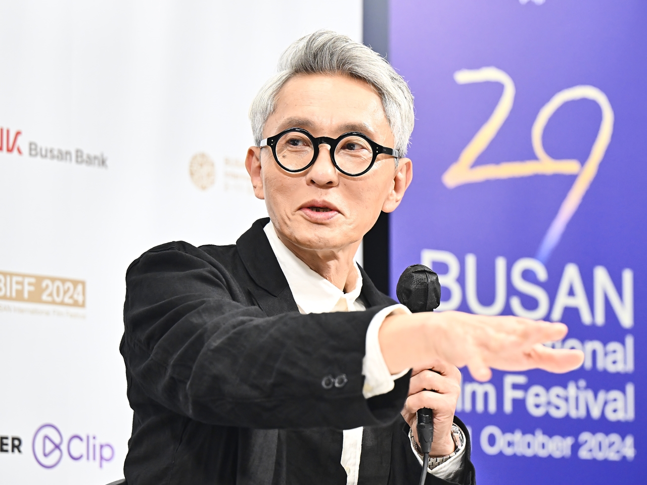 『孤独のグルメ』松重豊、『パラサイト』巨匠ポン・ジュノに監督オファーを断られた“裏話”を告白