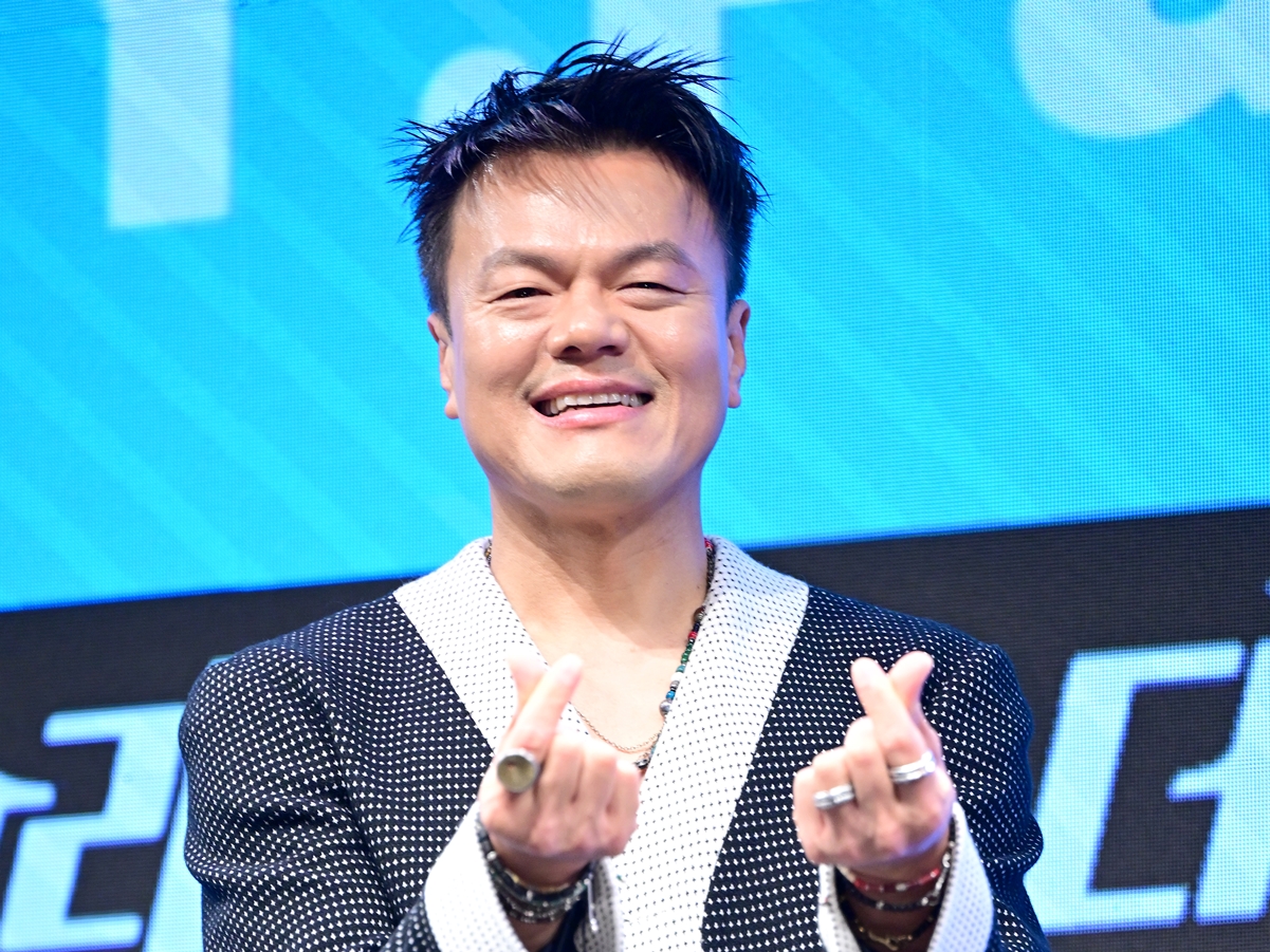 TWICEやNiziUの“生みの親” パク・ジニョン（J.Y. Park）、30周年記念コンサートの東京公演が決定！