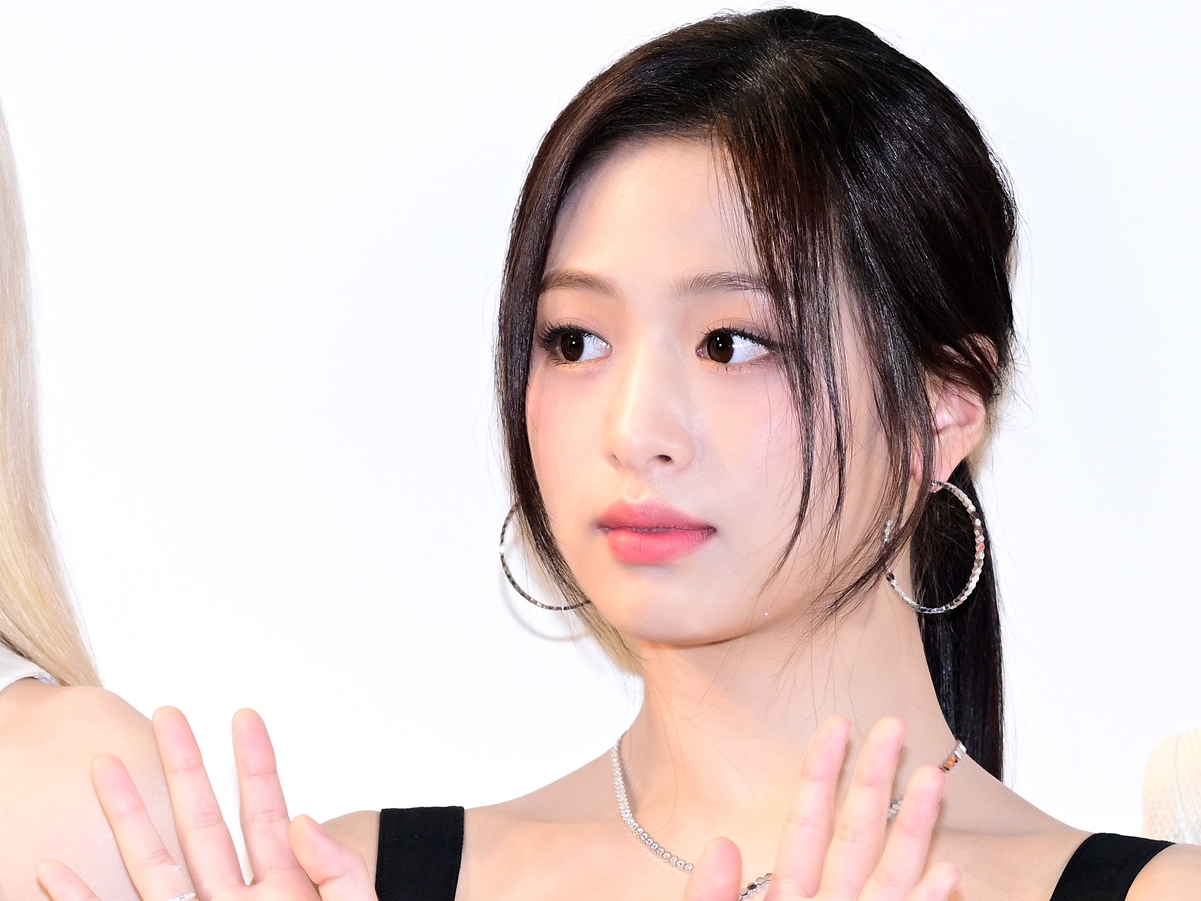 BABYMONSTER・アヒョン、YGらしい特徴的な声になる秘訣を明かす？「黒