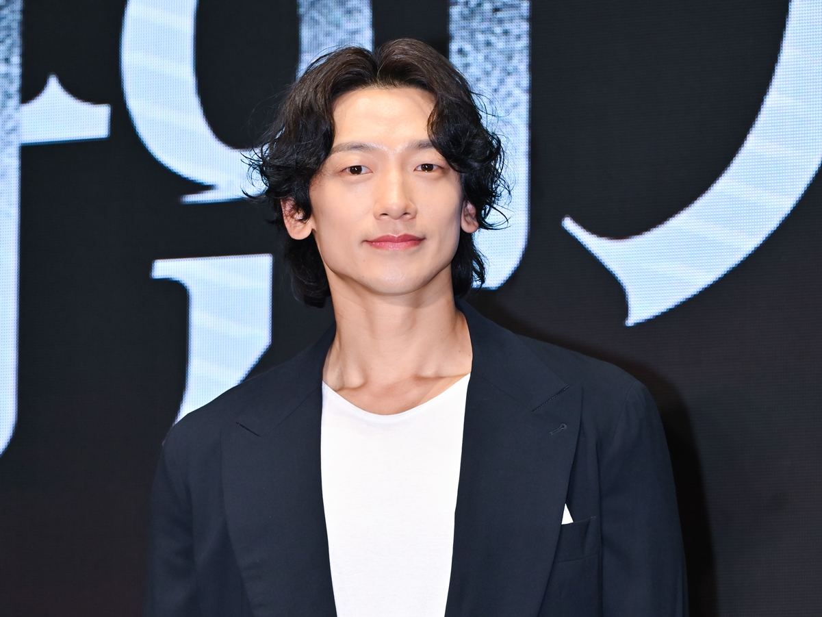 過去にはTWICEやSEVENTEENも出演！歌手RAIN、ユーチューブ活動を休止…その理由とは？