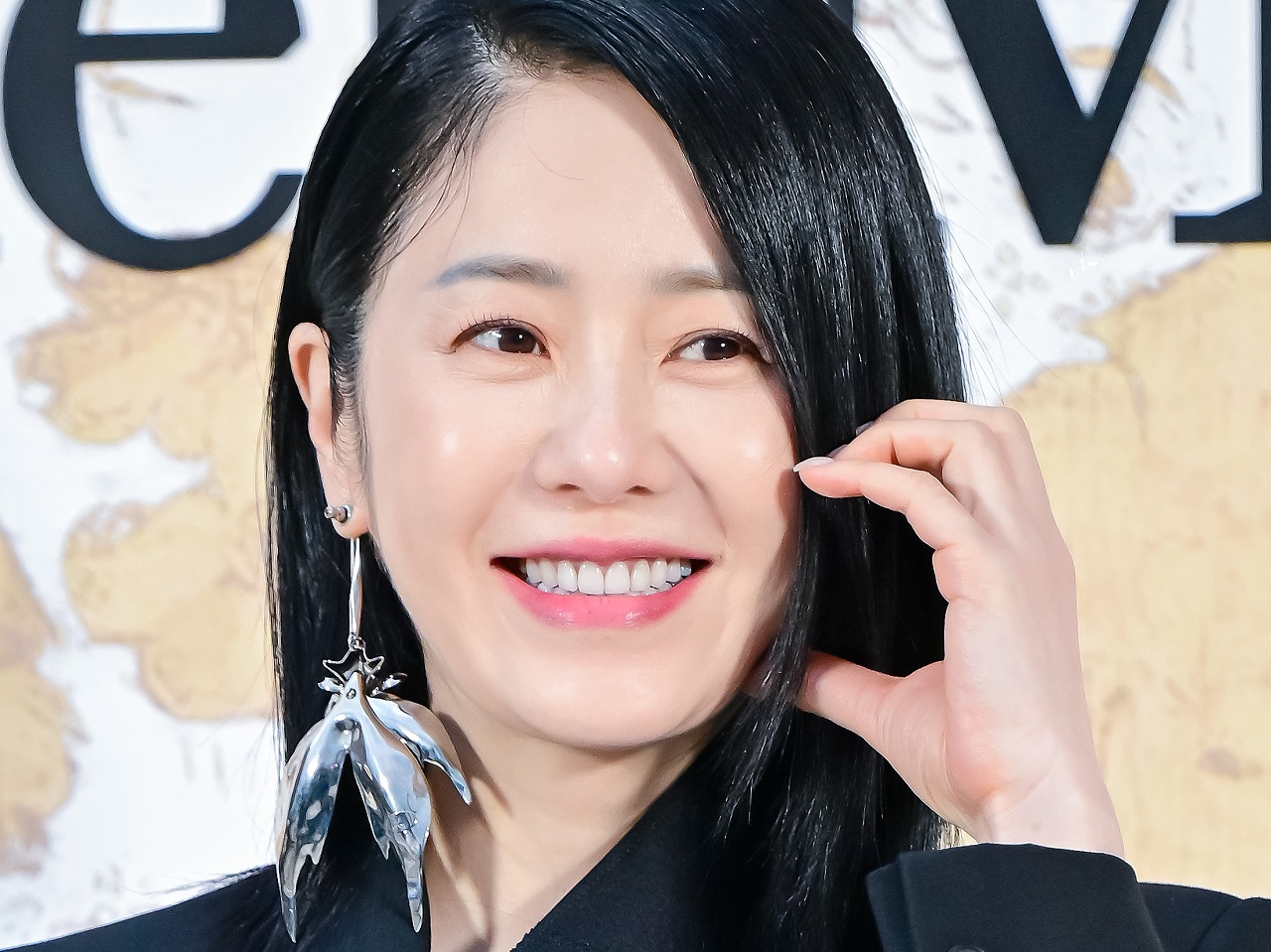 “奇跡の50代”韓国女優、6年前の「パワハラ」疑惑に再注目…ユーチューブでの発言が発端