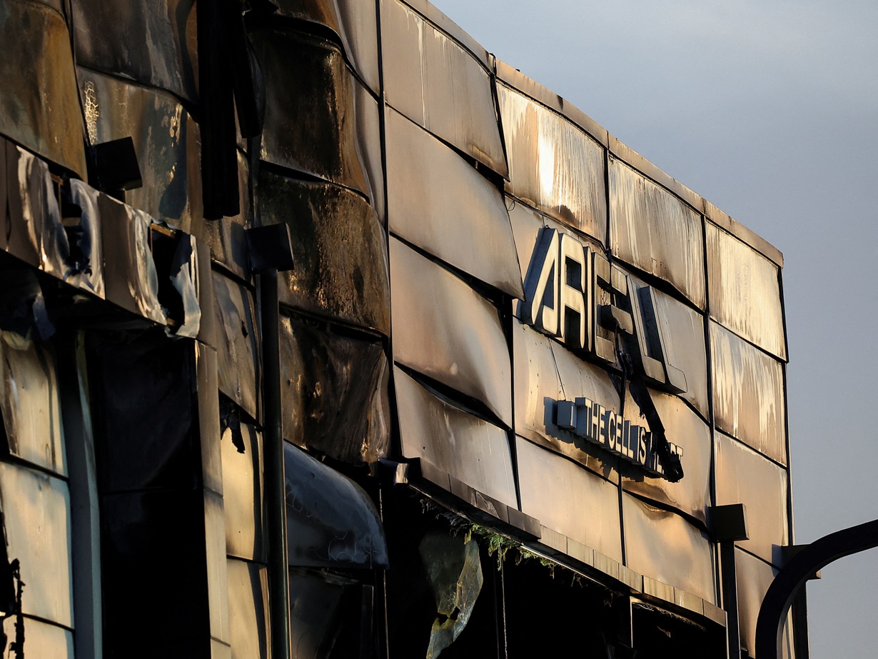 韓国・華城の電池工場で起きた大規模火災、発生から約22時間後に完全鎮火…22人が死亡