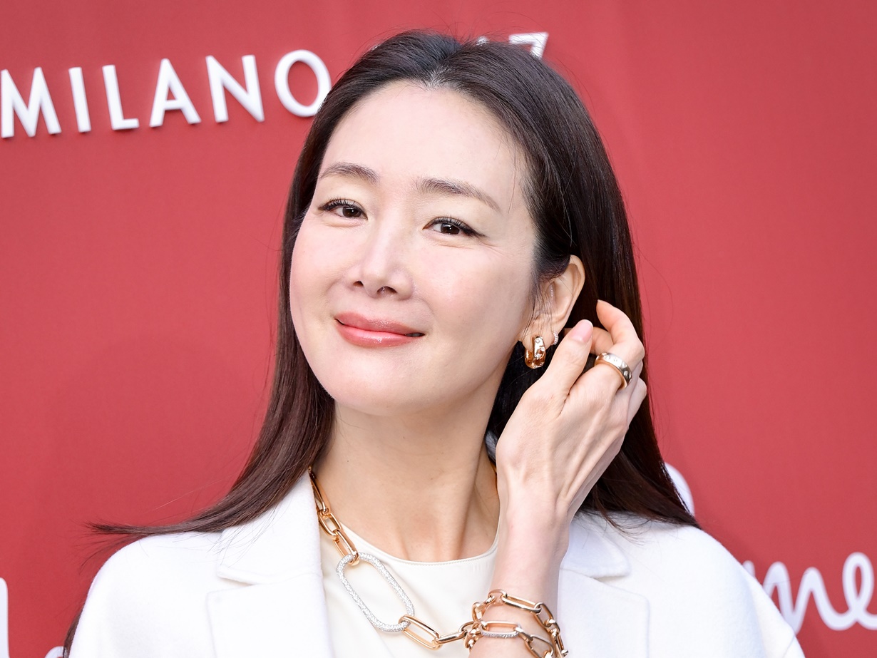 『冬ソナ』チェ・ジウは子育て番組のMCに！これまでとは違った活躍をしている“アラフィフ”韓国女優
