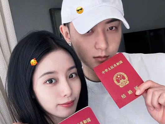 元EXOタオ、SM練習生だった女性と10月に挙式へ　“世紀の結婚式”としてファンや元メンバーも出席か