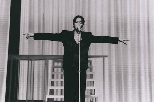 イ・ジュノ